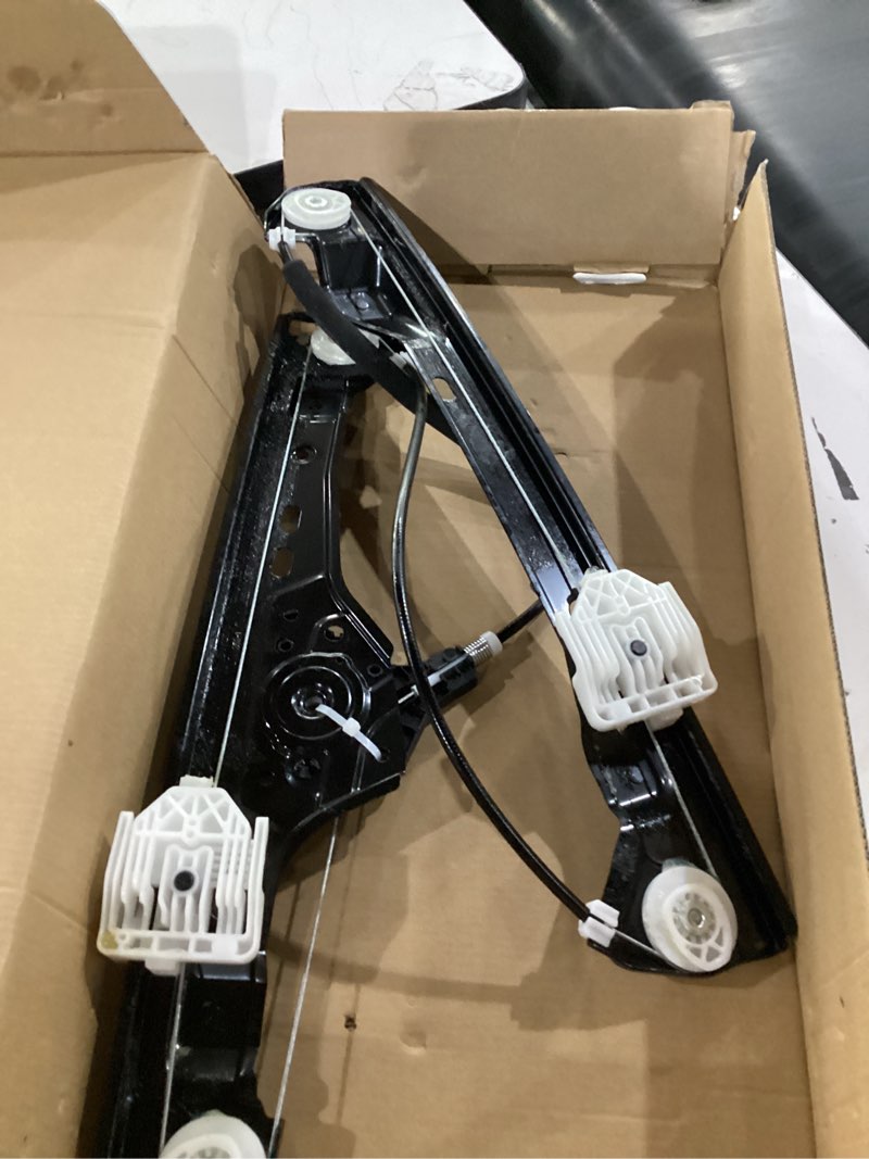 Condition photo showing Good Condition for boxi 749-466 front driver side power window regulator w/o motor fit for bmw 325i 325xi 328i xdrive 328xi 330xi 335d 335i 335xi m3 / black 51337140587