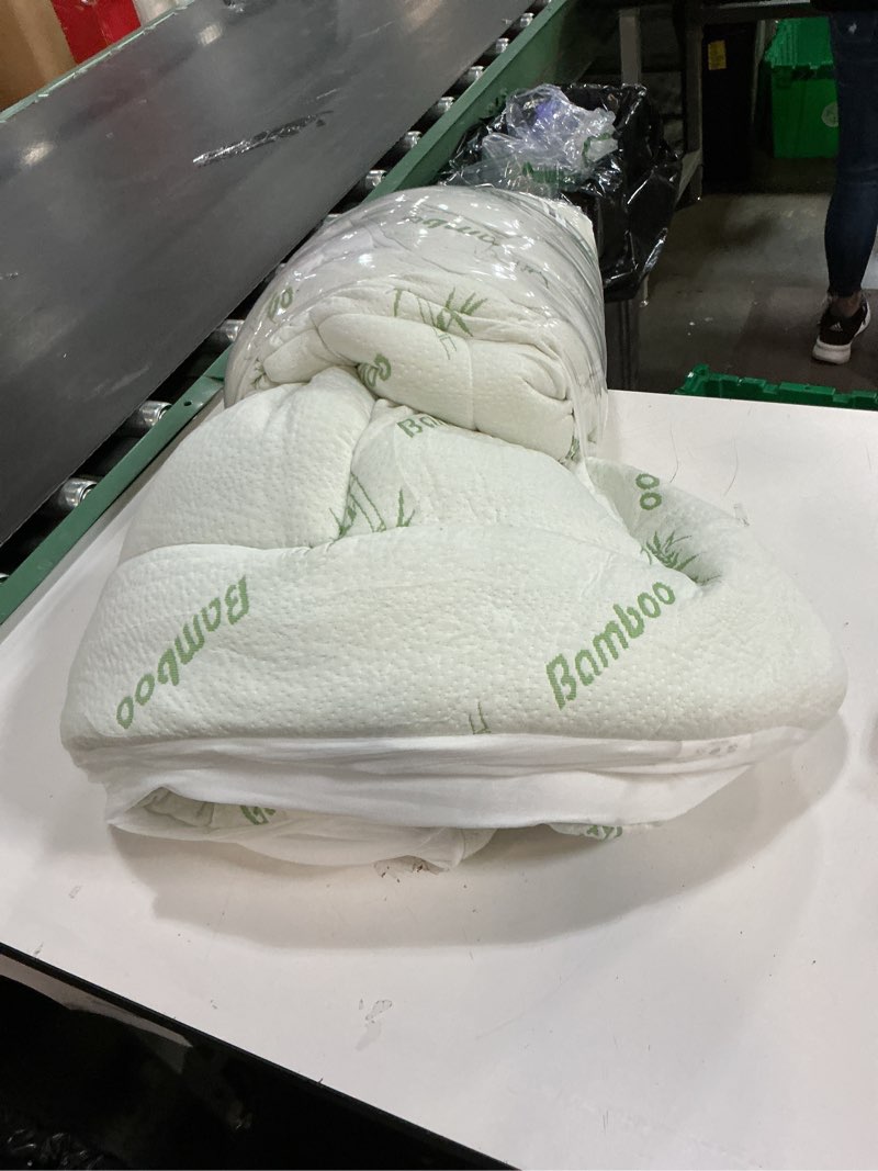 Condition photo showing Good Condition for Ultra Soft Queen Size Mattress Topper - Viscose Made from Bamboo Pillow Top Mattress Pad for Back Pain Relief - Naturally Cooling for Hot Sleepers, Green Green Queen