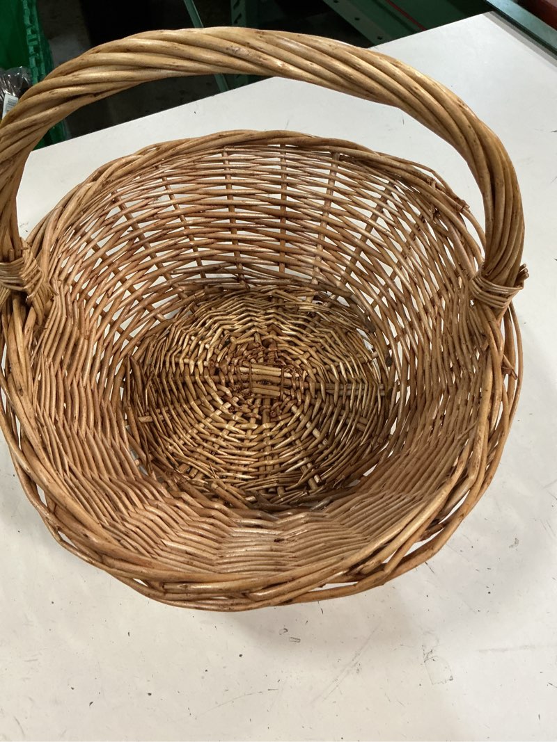 Condition photo showing Good Condition for natural woven willow picnic basket with handle - handcrafted wicker storage basket for picnic, shopping, home organization, gifts - light brown, large capacity, 15.7x13.4x12.5 inches natural willow basket