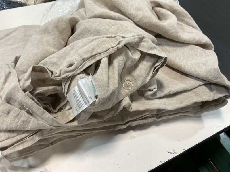 Condition photo showing Good Condition for european linen chambray duvet cover size king