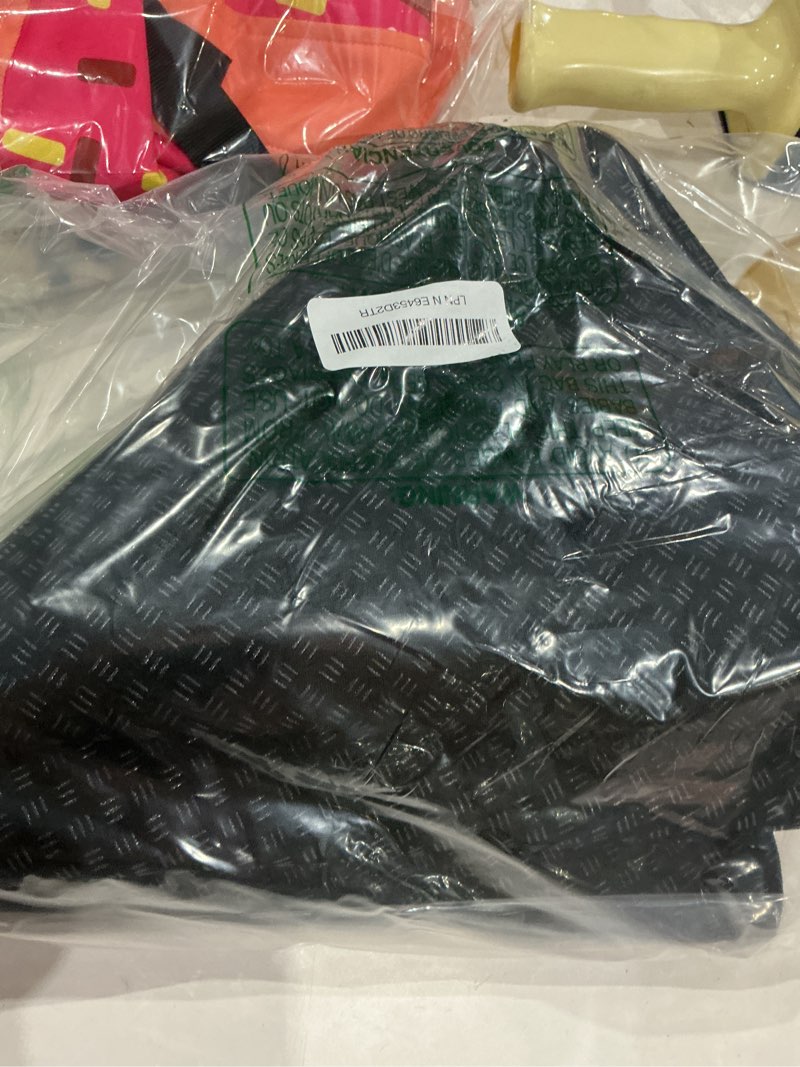 Condition photo showing Good Condition for okllen round double-sided recliner pad for hardwood floors, 27.5" non-slip furniture pads gripper ma