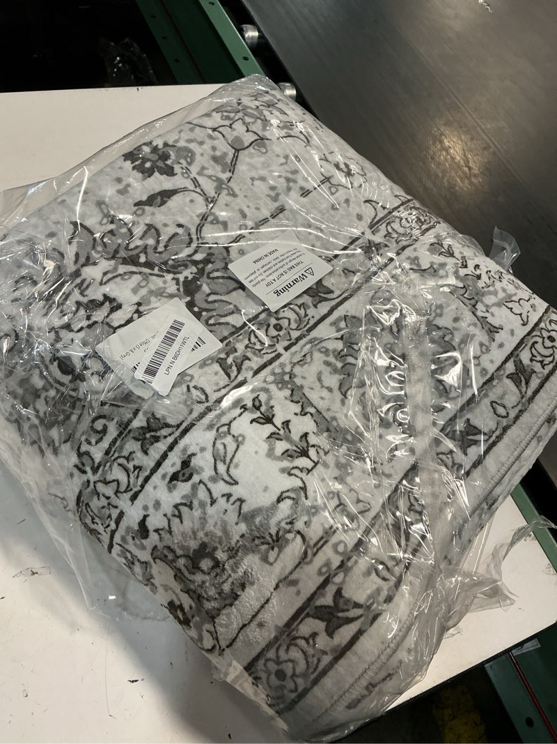 Condition photo showing New/Like New for grey white area rugs 5x8 for living room bedroom, non-slip washable rugs stain resistant boho rug low pile rug for ?dining room office (5 x8, grey white) grey/white 5' x 8' (rectangular)