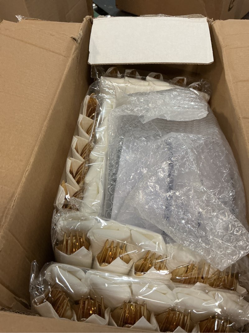Condition photo showing Good Condition for wellife 350-piece gold disposable plates and cutlery set - premium 10.25" dinner plates, 7.5" dessert plates, 9oz cups & cutlery for weddings, catering events - 50 guest service - elegant & sturdy gold 350pcs?50 guests?