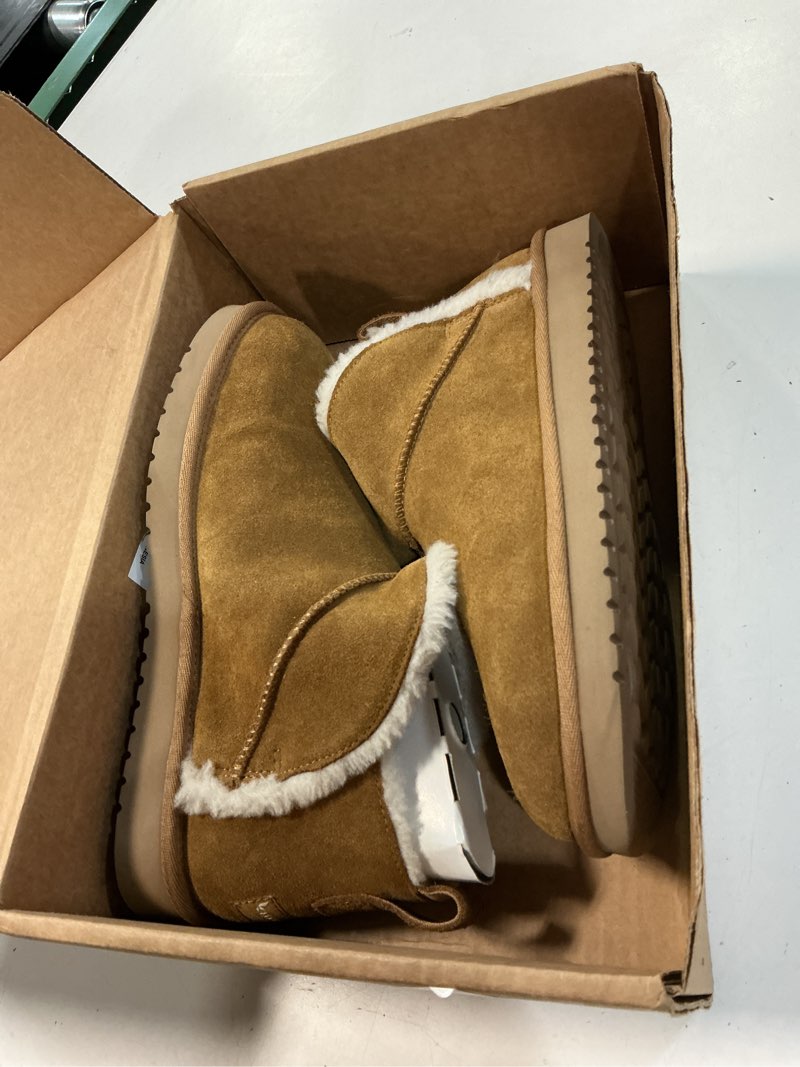 Condition photo showing Good Condition for koolaburra by ugg womens koola ultra mini 9 chestnut