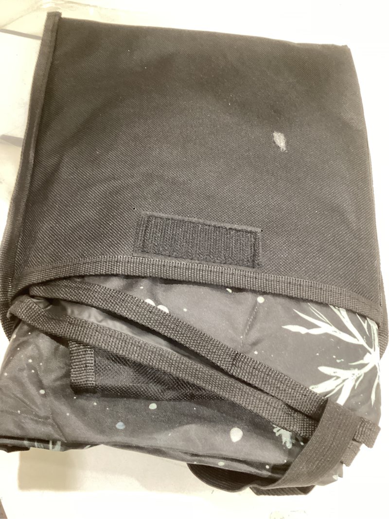 Condition photo showing Good Condition for Gven Car Cover Waterproof All Weather Hail Protector Windshield Sun Shade Automotive Exterior Car Accessories Universal Fit for Car, SUV, Truck (Snowflake)