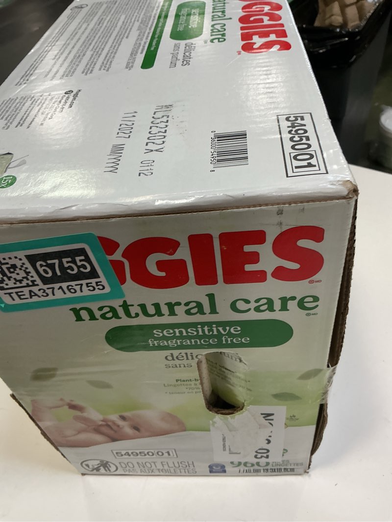 Condition photo showing New/Like New for Huggies Natural Care Sensitive Baby Wipes, Unscented, Hypoallergenic, 99% Purified Water, 15 Flip-Top Packs (960 Wipes Total) 64 Count (Pack of 15)