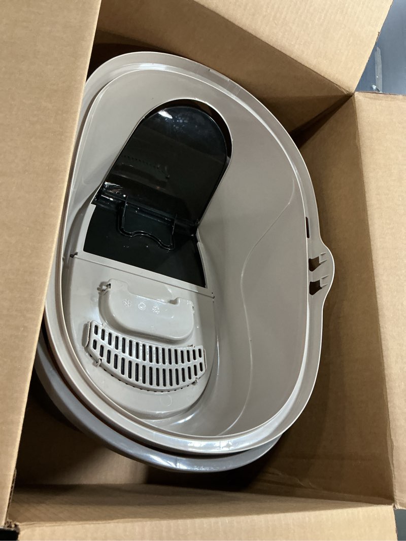 Condition photo showing Good Condition for amazon basics no-mess hooded enclosed cat litter box with odor control and swinging door, standard, 21" x 16" x 15", multicolor standard (pack of 1)