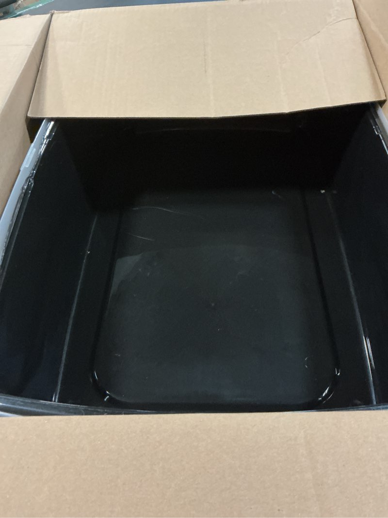 Condition photo showing Good Condition for iris usa cat litter box xx-large open top with high sided walls tall scatter shield scoop included easy clean plastic pan for big cats kittens multi-cat households 30"l x 20"w x 14"h black xxl black