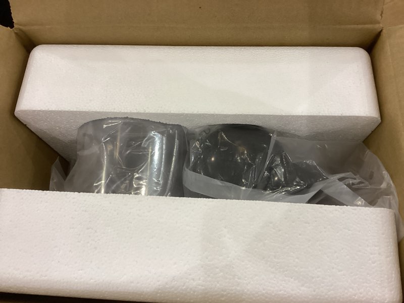 Condition photo showing New/Like New for Amazon Basics Wide-Mouth, 2 speed centrifugal juicer, Black, 33.8 ounce / 1000 ML