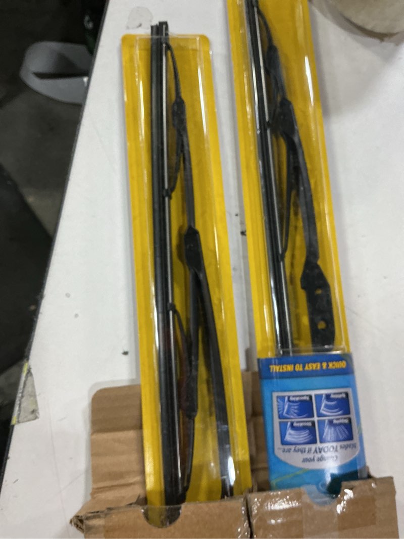 Condition photo showing Good Condition for Rain-X 820145 WeatherBeater Wiper Blades, 26" and 18" Windshield Wipers (Pack of 2), Automotive Replacement Windshield Wiper Blades That Meet Or Exceed OEM Quality And Durability Standards 26" and 18" Pack of 2