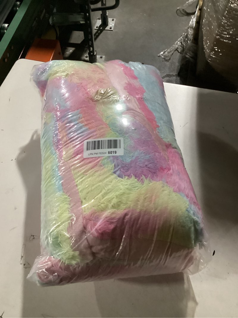 Condition photo showing New/Like New for PERFEMET Pink Faux Fur Fluffy Comforter Twin 3-Piece Colorful Rainbow Plush Shaggy Bedding Sets for Girls Tie Dye Fuzzy Furry Comforter Set(Pink, Twin)