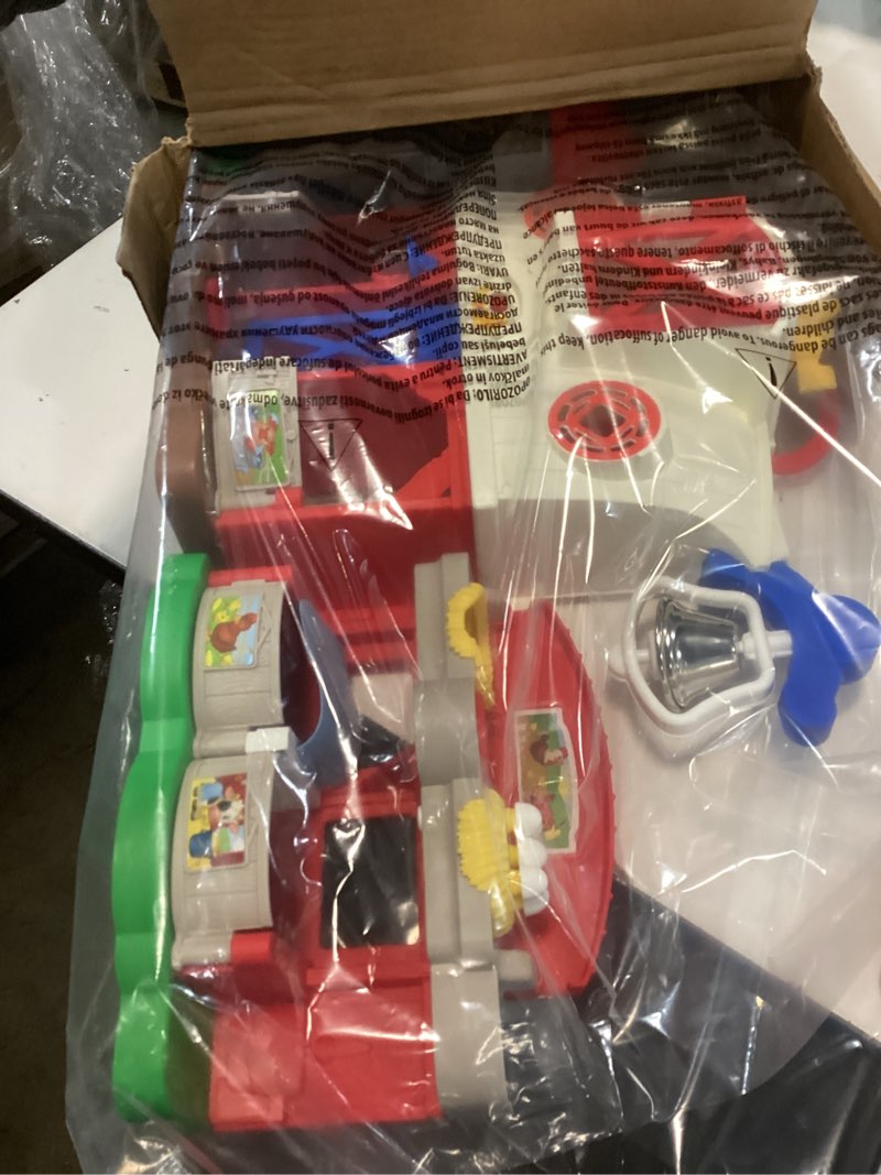 Condition photo showing Good Condition for Fisher-Price Little People Toddler Learning Toy Caring for Animals Farm Playset with Smart Stages for Pretend Play Kids Ages 1+ years (Amazon Exclusive)