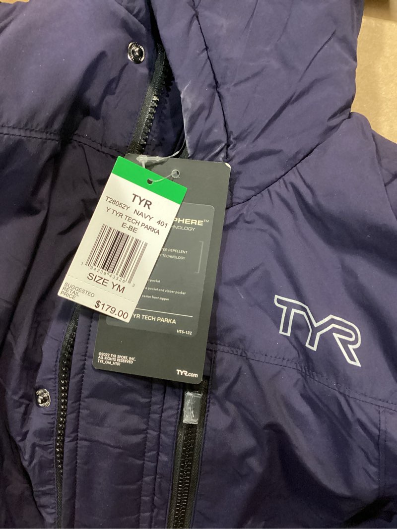 Condition photo showing Good Condition for TYR Tech Women's Hydrosphere Parka