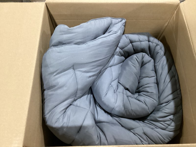 Condition photo showing Good Condition for HomeSmart Weighted Comforter King Size 20lbs, 3X More Fluffy Than A Weighted Blanket, Soft Breathable Fabric, Also Fits California King Beds, Grey Light Grey King/Cal King 20lbs