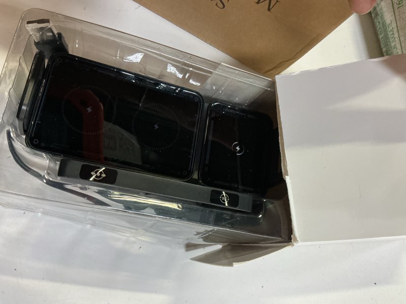 Condition photo showing Good Condition for wireless car charger mount holder for samsung galaxy z fold 7 6 5 4 3 2, rotatable air vent dual coils auto clamping fast charging phone holder for iphone 16 15, samsung s25, google pixel 9 pro