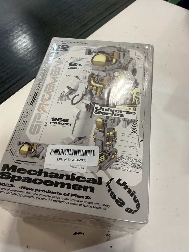 Condition photo showing New/Like New for space astronaut building block for boy 12+, astronaut building block set flexible space explorer toy with display stand, cool spaceman building set for adults, 966pcs