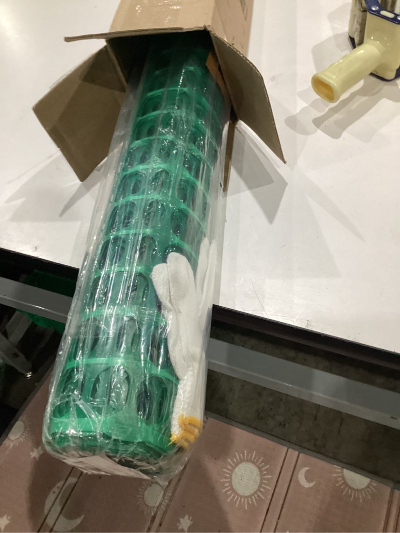 Condition photo showing Good Condition for potatolife plastic mesh fence safety fence, extra strength 4'x50' roll with 100 zip ties, resuable temporary netting for garden fencing, construction, snow fencing, animal barrier, poultry, deer, dog extra strength 4'x50' green