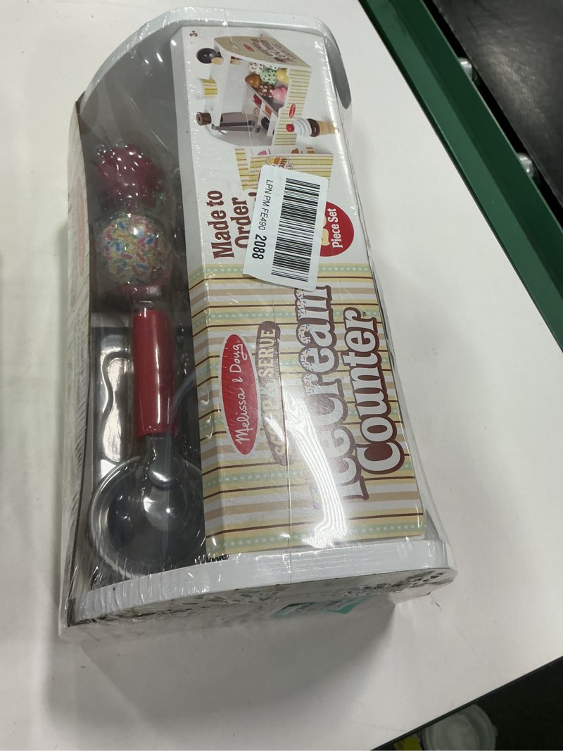 Condition photo showing New/Like New for Melissa & Doug Wooden Scoop & Serve Ice Cream Counter, Pretend Play Store, 28 Toy Food & Play Kitchen Accessories, Preschool Toys for Girls & Boys 3+