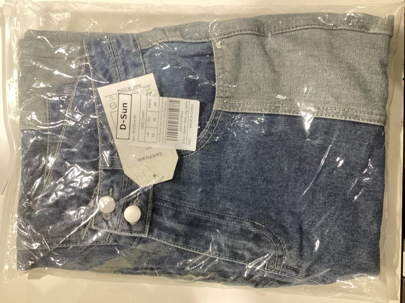 Condition photo showing Good Condition for D-Sun Women Wide Leg Jeans Patchwork High Rise Straight Leg Denim Pants Casual Color Block Y2K Jean Trousers with Pockets Blue 25