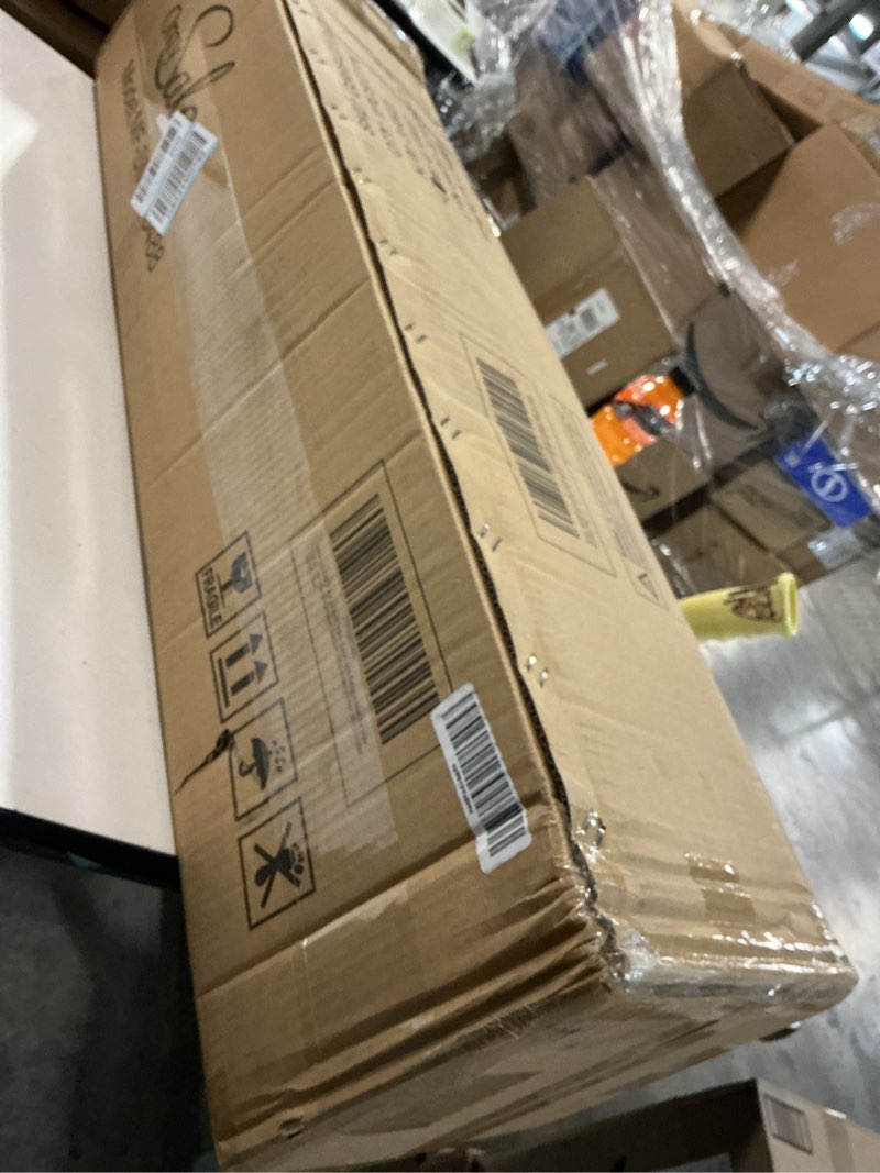 Condition photo showing Good Condition for Mefeir 3' x 4' - 1 inch Thick Salon Anti Fatigue Mat for Hair Stylist, Semi Circle Comfort Barber Shop Beauty Floor Mats Under Styling Chair