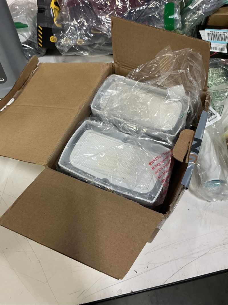 Condition photo showing New/Like New for LEPOWER 3000LM Flood Light Outdoor, Switch Controlled LED Security Light, 28W Exterior Lights with 2 Adjustable Heads, IP65 Waterproof, 5500K Wall Mount Exterior LED Flood Light for Garage, Yard White White 2 head-lights