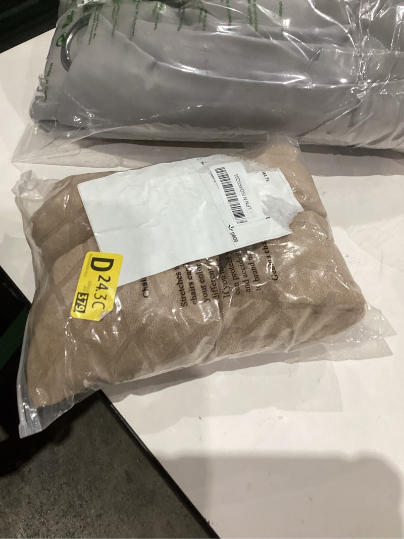 Condition photo showing New/Like New for Genina Waterproof Seat Covers for Dining Room Chairs, Stretch Chair Covers Removable Washable Dinning Room Kitchen Chair Seat Cushion Slipcovers (Argyle-Khaki, 4 PCS) Argyle-khaki 4 PCS