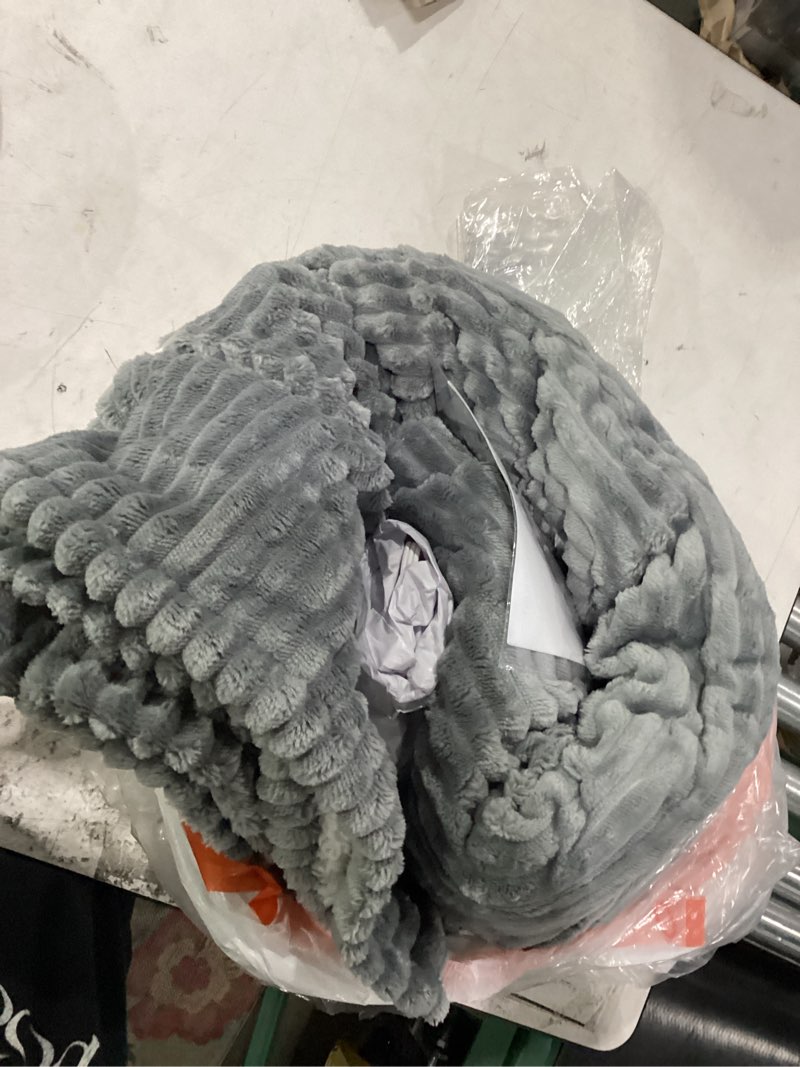 Condition photo showing As Is for electric heated blanket twin - 62"x84" fast heating blankets throw with 5 heating levels & 10 hours auto off fcc/etl certified overheat protection electric blanket twin, great gift to grandma, gray 01-light grey 62"x84"twin