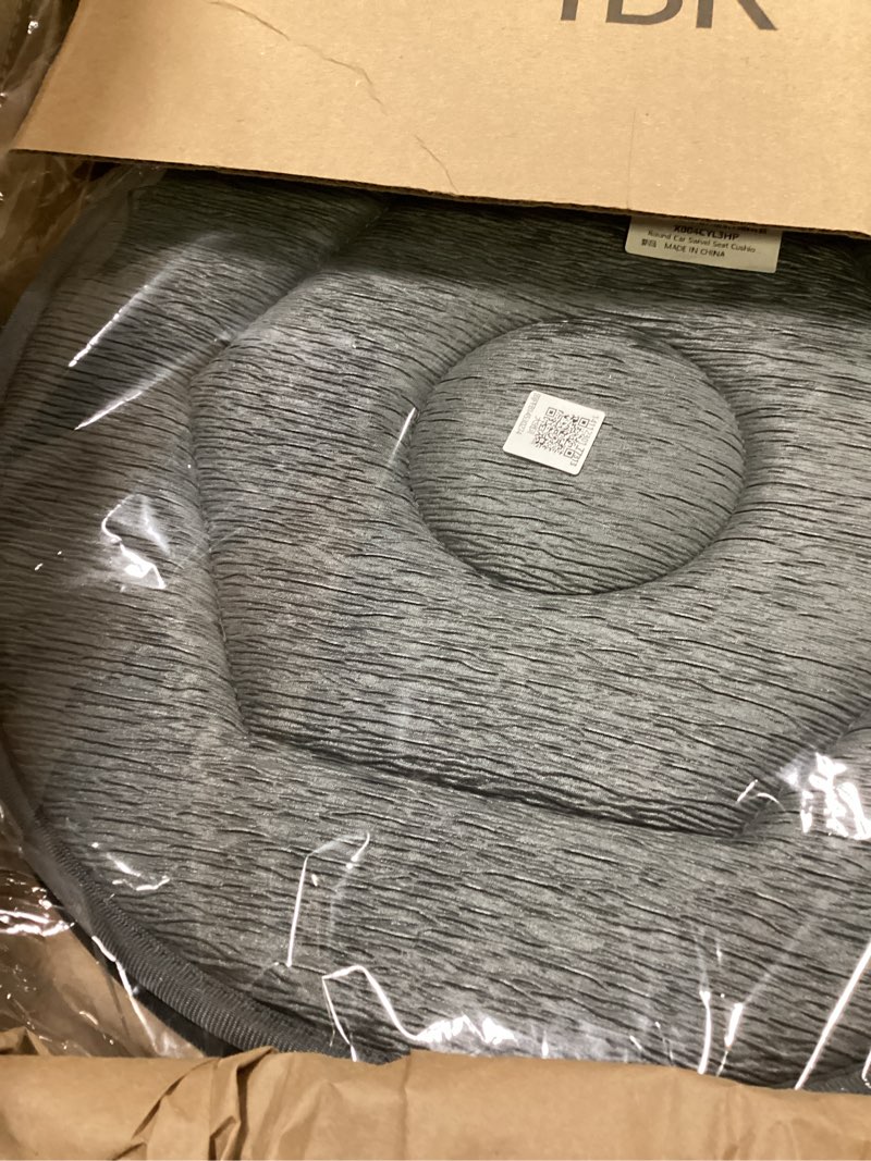 Condition photo showing Good Condition for 360Degree Rotating Car Seat Cushion Swivel Seat Pad for Easy Entry and Exit for Adults and Elderly Comfortable Protection Pad Black 42x37x3cm