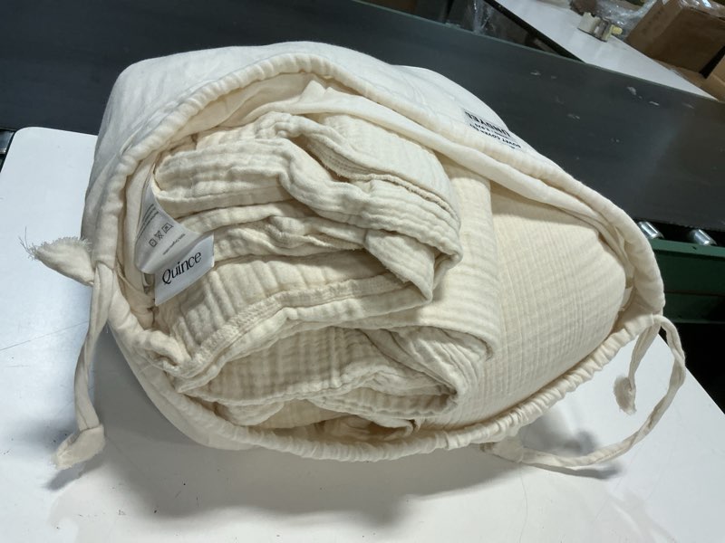 Condition photo showing Good Condition for quince, organic cotton gauze duvet cover set 3 pieces king undyed 