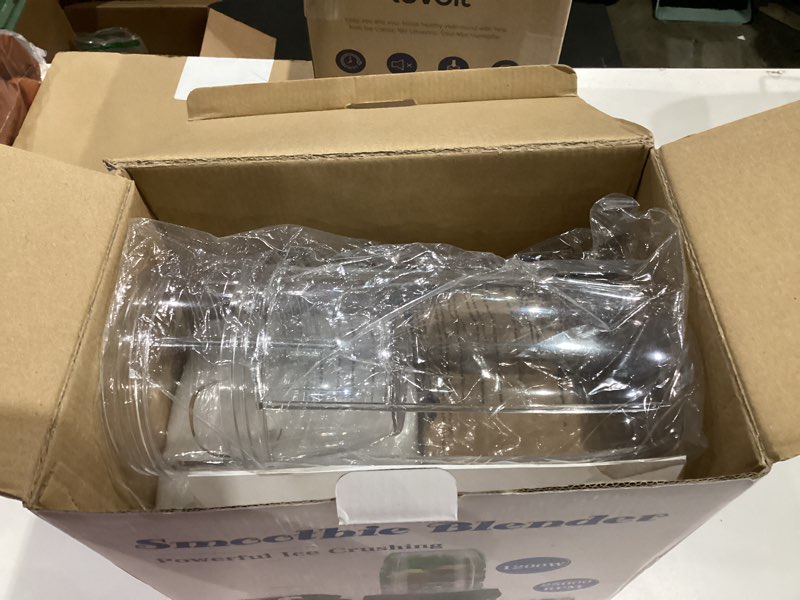 Condition photo showing New/Like New for 12-Piece Smoothie Blender Maker 25,000 RPM Personal Blender for Ice Crushing Smoothies & Frozen Drinks Nuts with 23oz, 32oz, 37oz Portable Cups Two 6-Leaf Stainless Steel Blades, Silver