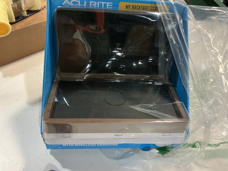 Condition photo showing Good Condition for acurite weather valet with qi-certified wireless charging pad, auto-dimming lcd screen, alarm clock, hyperlocal forecast, outdoor temperature and humidity measurements, indoor temperature reading