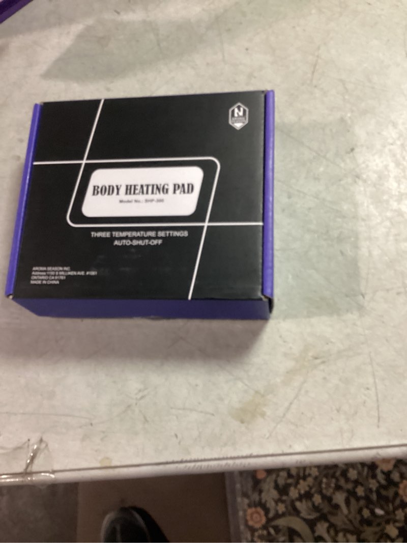 Condition photo showing New/Like New for Deepsoon Heating Pad,Electric Heating Pads for Back,Neck,Abdomen,Moist Heating Pad for Shoulder,Knee,Arms,Legs,Dry/Moist Heat & Auto Shut Off,Christmas Gifts for Men and Women,Light Gray,24x12 Inch Light Gray 24x12 Inch