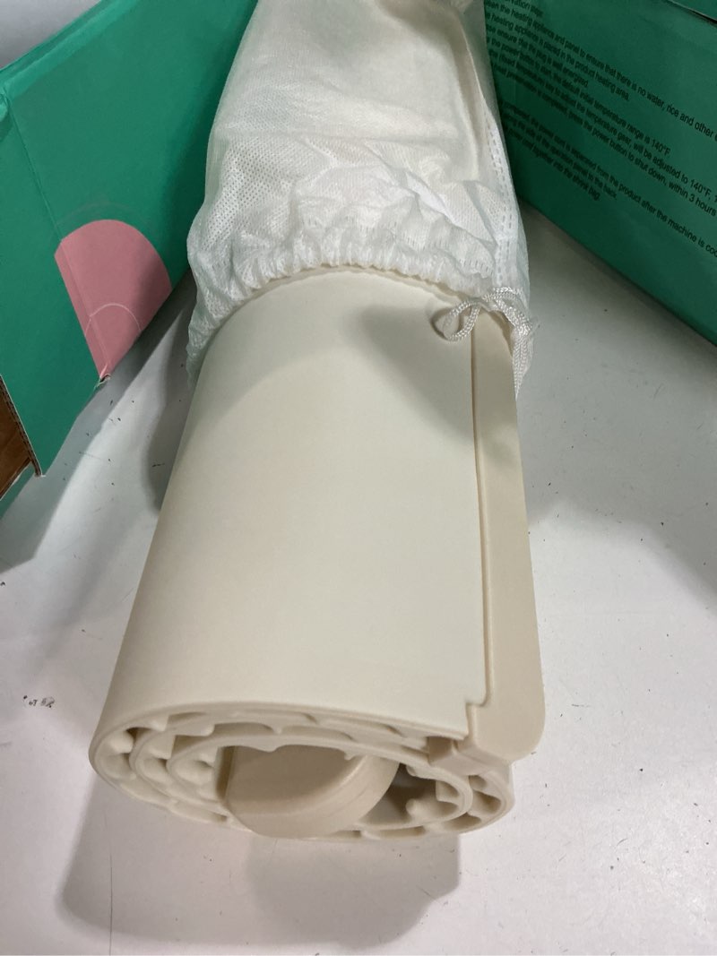 Condition photo showing New/Like New for food warmer mat, electric warming tray with full surface & fast heating, silicone nano-material portable food warming mat, 3 temperature modes, perfect food warmers for parties & everyday use.