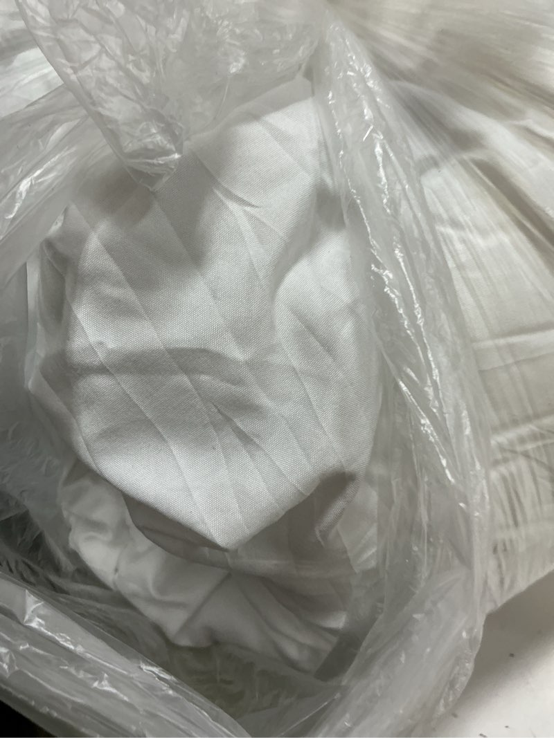 Condition photo showing As Is for l lovsoul down alternative comforter king size duvet insert,all season duvet insert with corner tabs,white comforter king 106x90inches king white
