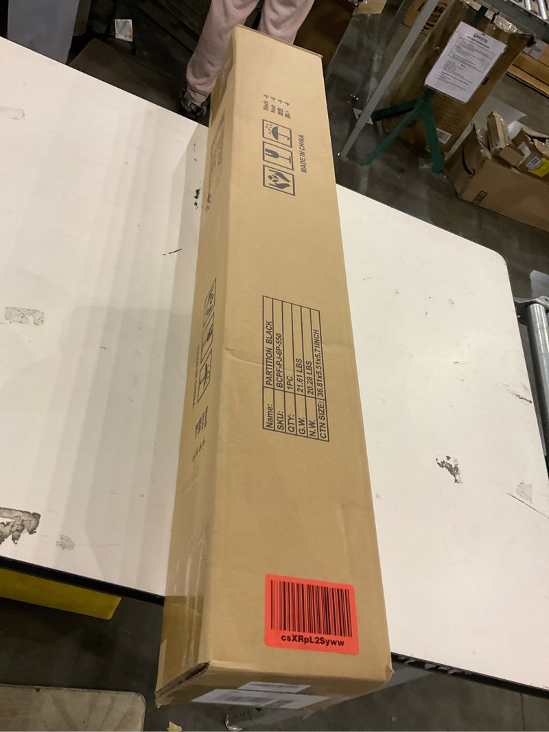 Room divider 32”x71”, Black