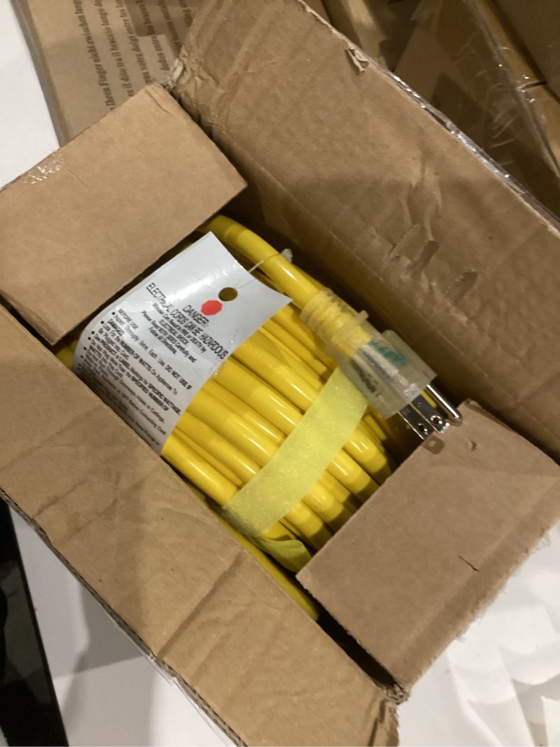 Condition photo showing New/Like New for POWGRN 100 ft 12/3 Outdoor Extension Cord Waterproof Heavy Duty with Lighted Indicator End 12 Gauge 3 Prong, Flexible Cold-Resistant Long Power Cord Outside, 15Amp 1875W SJTW Yellow ETL Listed 100FT 12/3 Extension Cord Yellow