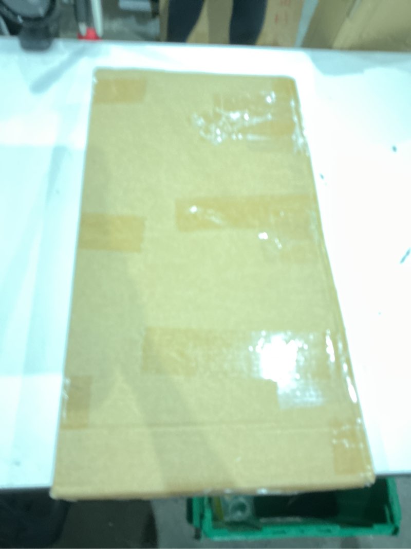 Condition photo showing As Is for (one is damaged)plexy glass box