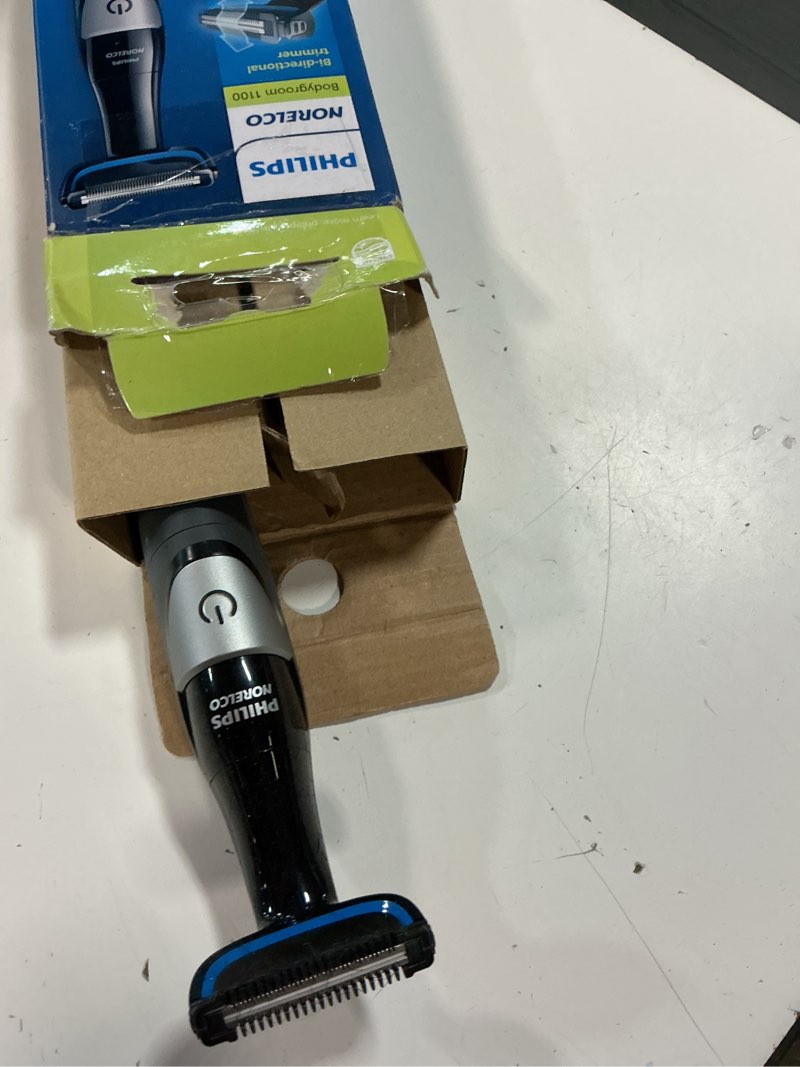 Condition photo showing As Is for philips norelco bodygroom series 1100, bg1026/60, showerproof body hair trimmer and groomer for men 4 piece set
