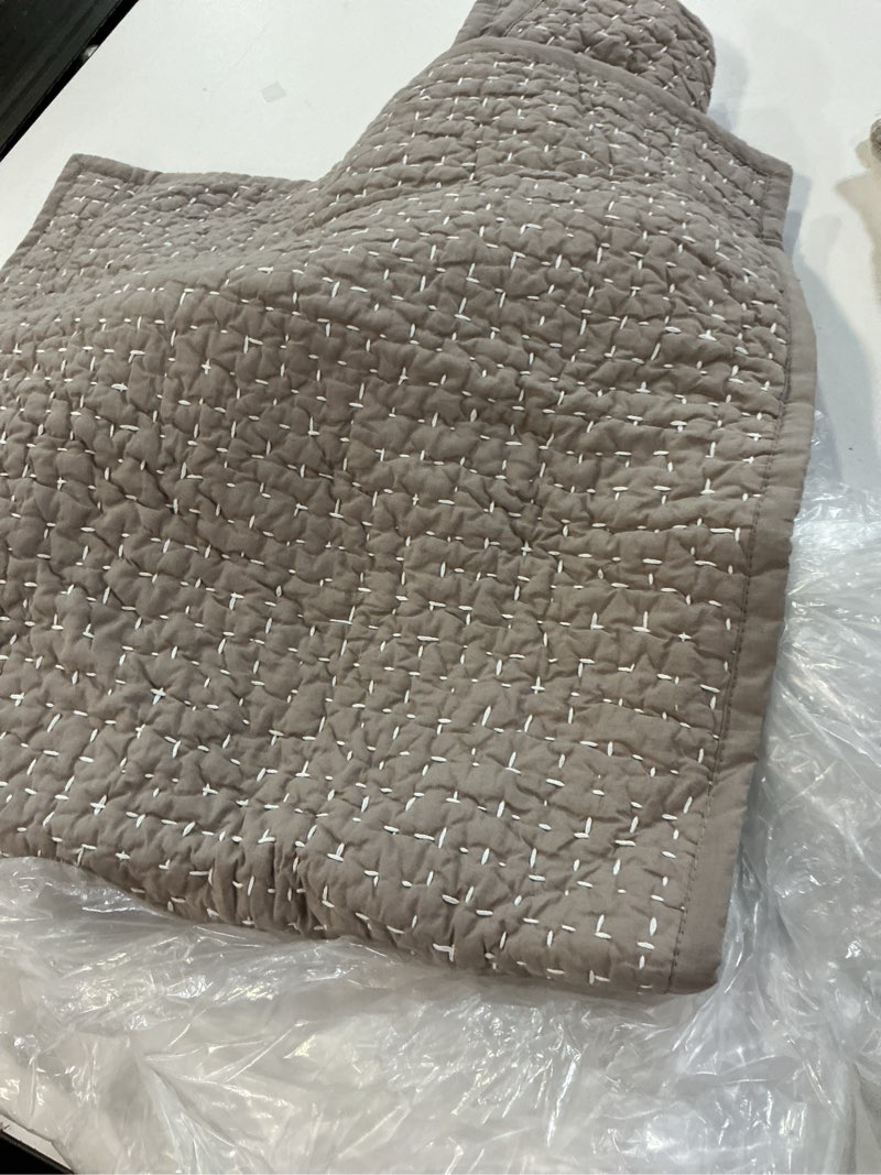 Condition photo showing Good Condition for organic cotton hand stitched quilted sham set standard stone 