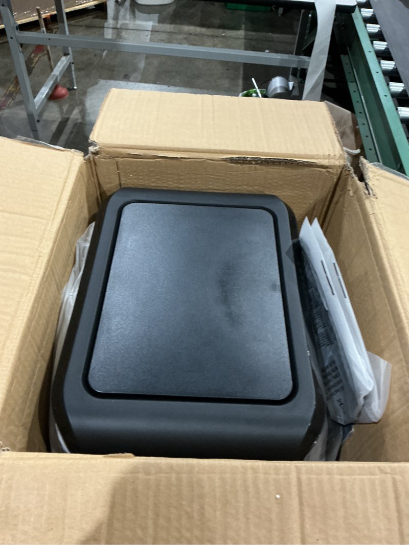 Condition photo showing Good Condition for chefman 6 quart dual basket air fryer oven with easy view windows, sync finish, hi-fry, auto shutoff, 2 independent 3qt nonstick dishwasher safe frying baskets, digital double air fryer - black 6 quart - window