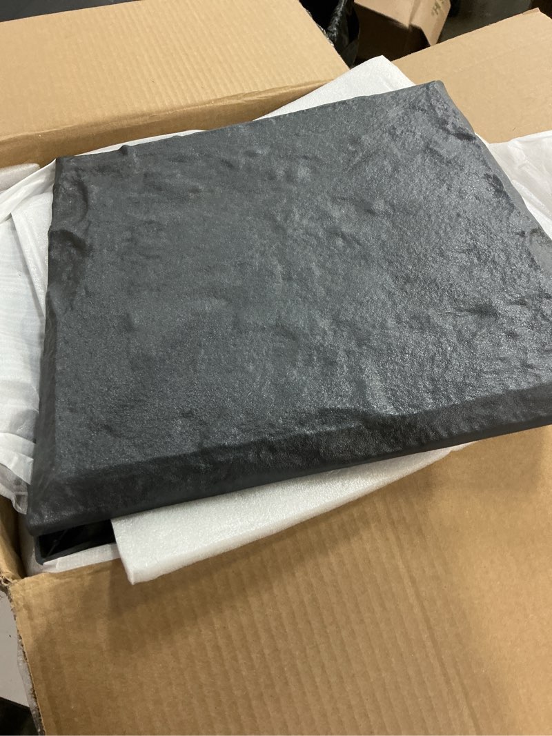 Condition photo showing Good Condition for vevor garden stepping stones, 8pcs 15.5 x 15.5 in, decorative stepping stones with stakes, weather-resistant plastic pathway pavers, smooth surface, outdoor walkway for lawn patio landscape, grey 8pcs grey