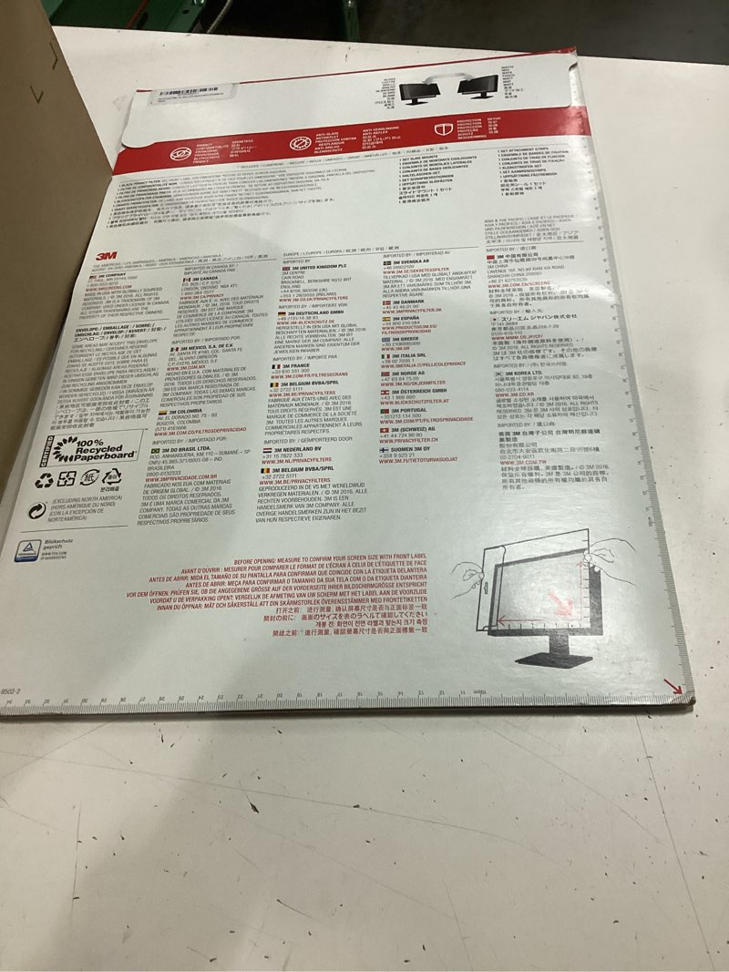 Condition photo showing New/Like New for 3m pf240w1b frameless blackout privacy filter for 24-inch widescreen monitor, 16:10 aspect ratio