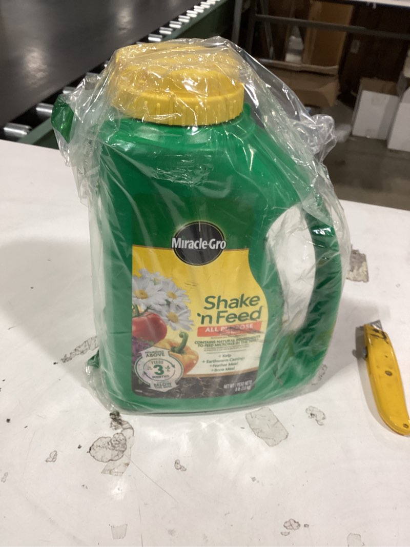 Condition photo showing Good Condition for scotts miracle-gro shake 'n feed all purpose plant food 8 lb