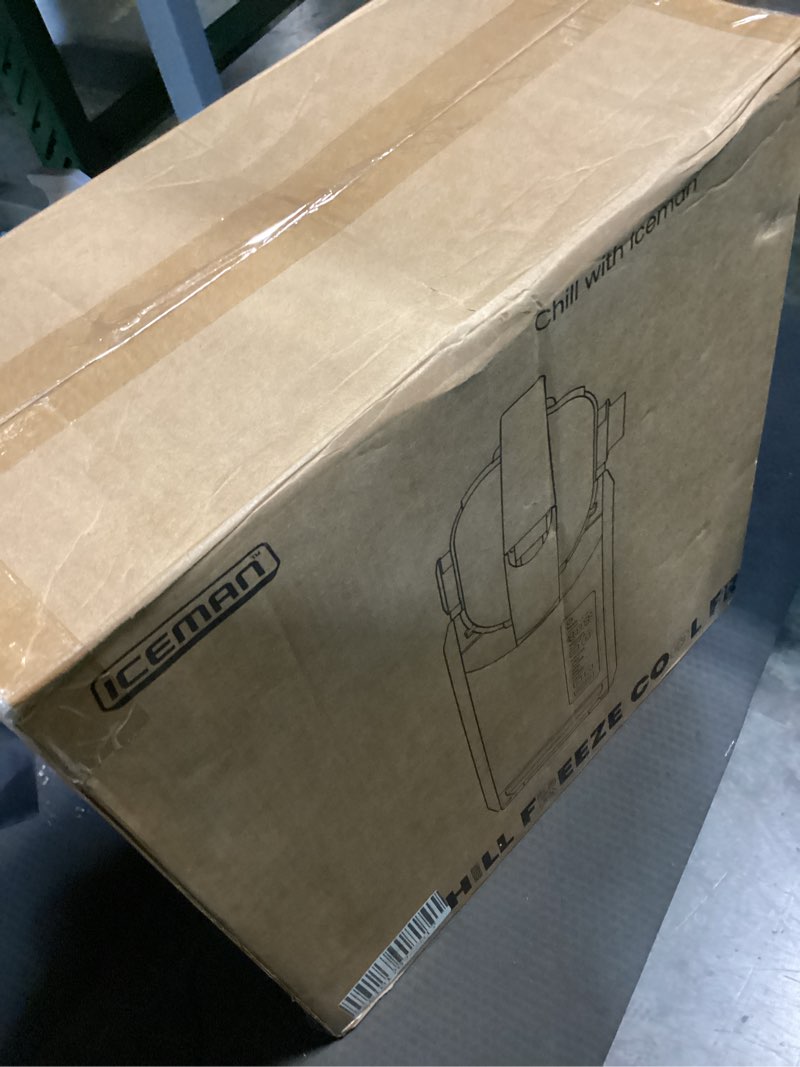 Condition photo showing Good Condition for iceman slush-ease slushie machine, frozen drink maker & slushy machine with 5 presets + custom option, easy-dispensing lever for frozen margaritas, frappes, and slushies - black