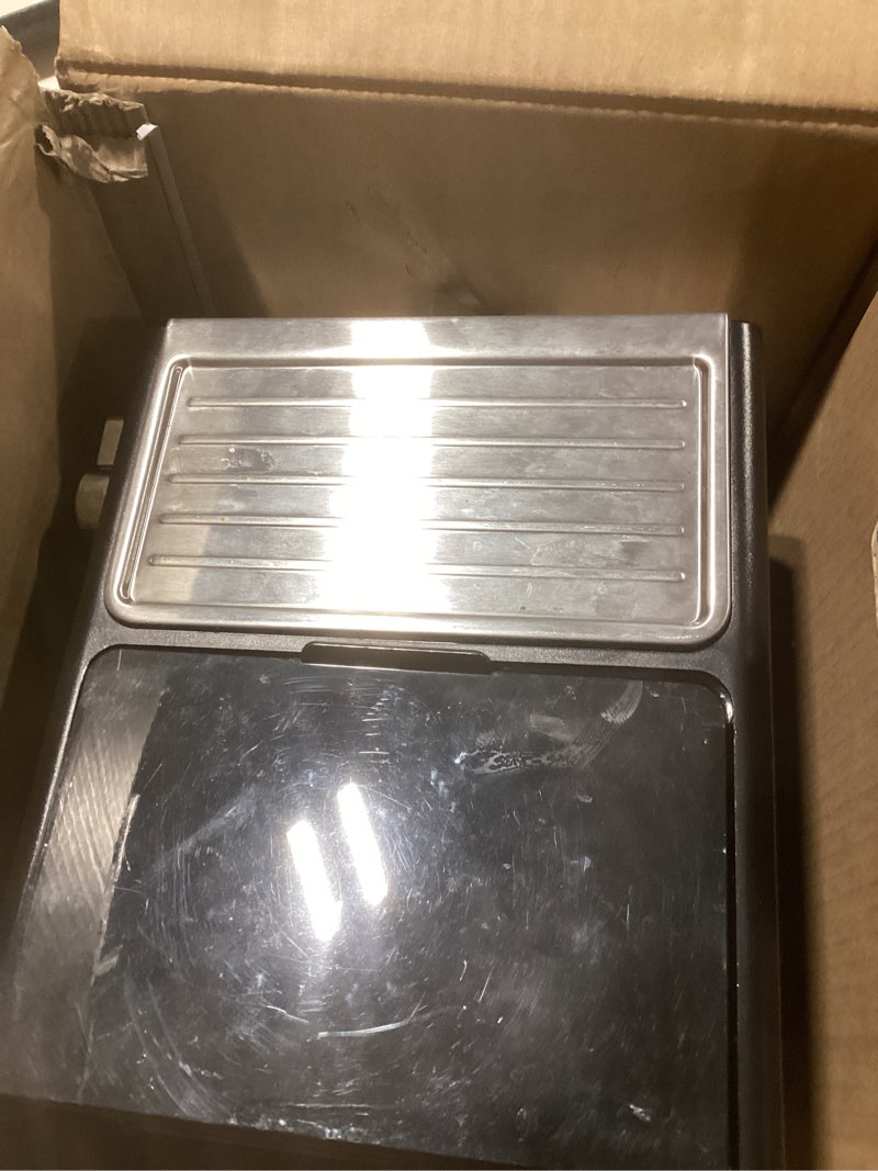 Condition photo showing New/Like New for De'Longhi 15-Bar Pump Espresso Machine with Manual Milk Frother for Latte, Cappuccino, Black, ECP3420