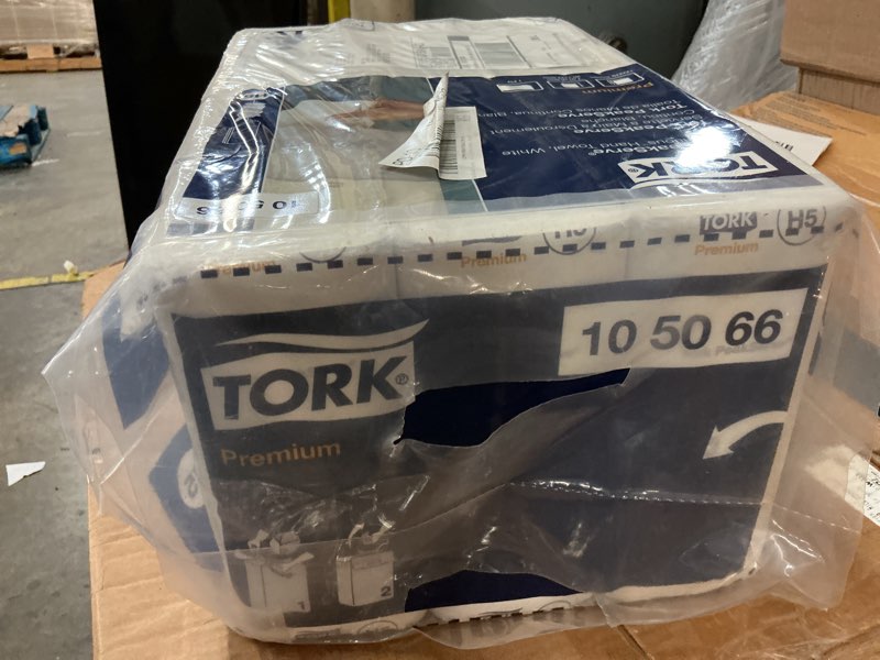 Condition photo showing New/Like New for tork peakserve continuous hand towel, 1-ply, 7.91 x 8.85, white, 270 wipes/pack, 12 packs/carton