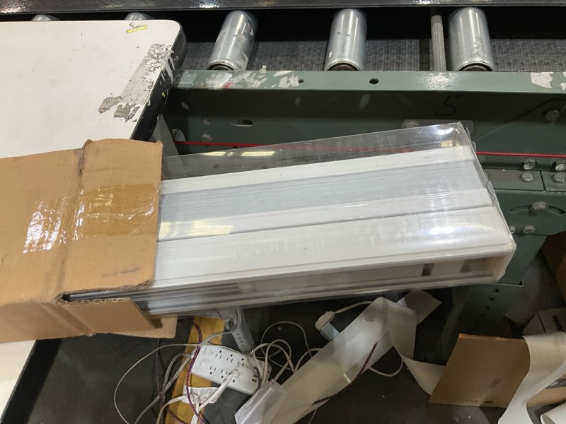 Condition photo showing Good Condition for MYshade Top Down Bottom Up Cellular Shades, 1.5 inch Cordless Blackout Honeycomb Pleated Blinds for Windows Home Bedroom Office, Light Control, Thermal Insulated, 35" W x 72" H, White