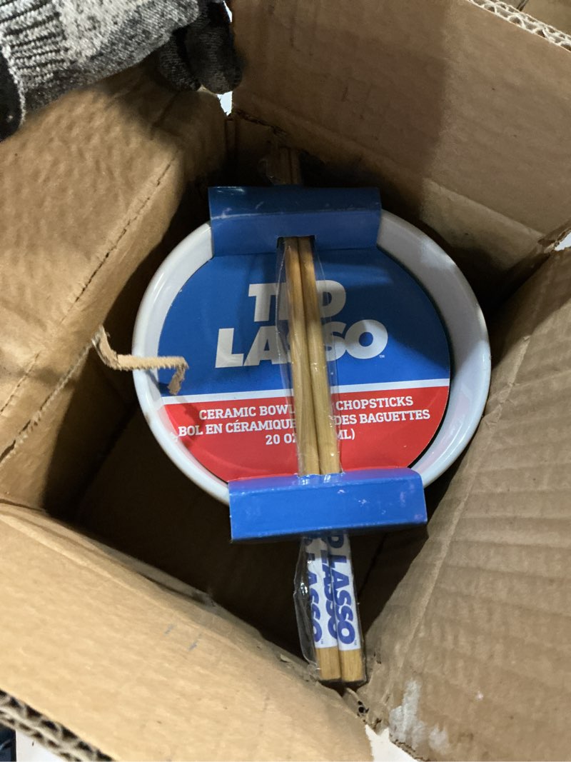 Condition photo showing Good Condition for Silver Buffalo Ted Lasso Believe Ceramic Ramen Noodle Rice Bowl with Chopsticks, Microwave Safe, 20 Ounces 20 Ounces Ted Lasso