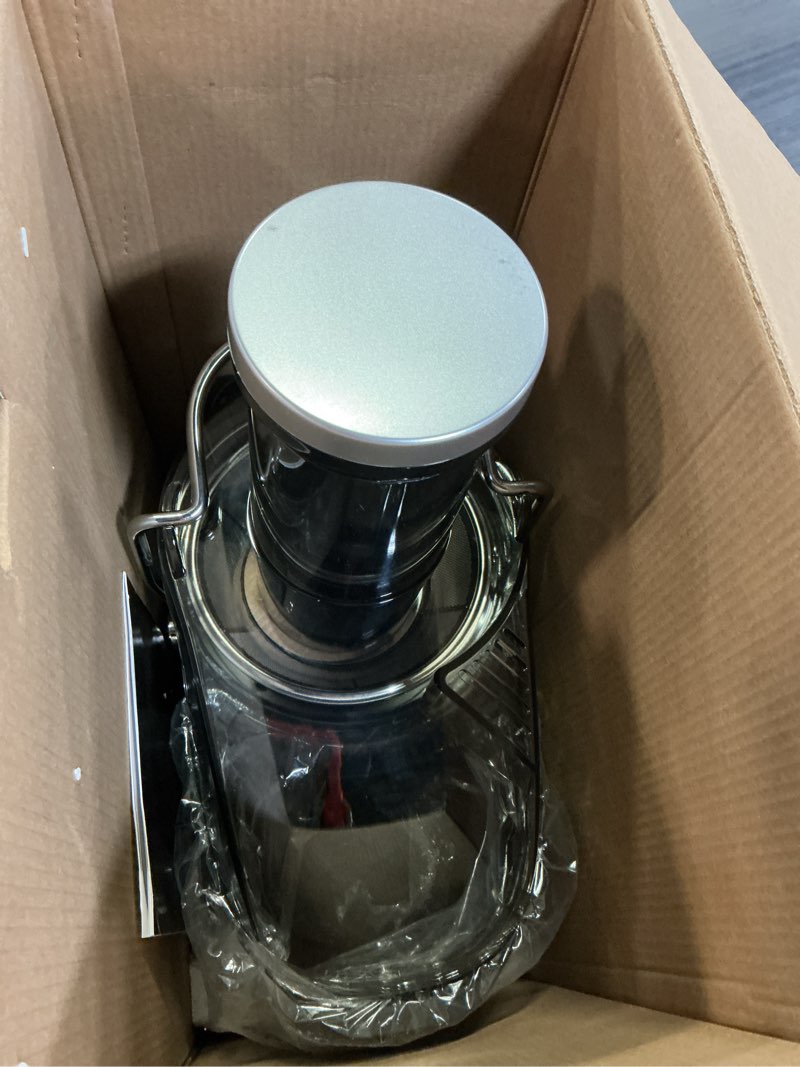 Condition photo showing Good Condition for juicer machine, 1200w juicer with 3" feed chute for whole fruits and veg, dual speeds centrifugal juice extractor, high juice yield, full copper motor, easy to clean, bpa free