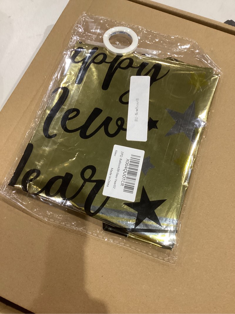 Condition photo showing New/Like New for 9pcs Happy New Year Balloons, Black and Gold Star Foil Balloon For 2026 New Years Eve Party Supplies